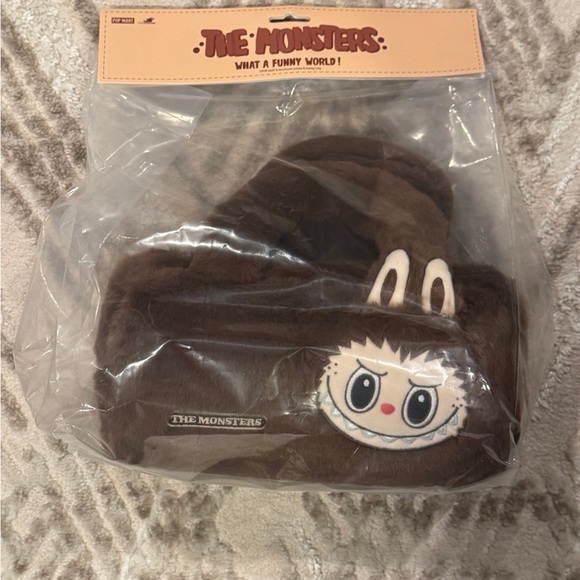 Brown Plush Handbag with Monster Design - Picture 4 of 4